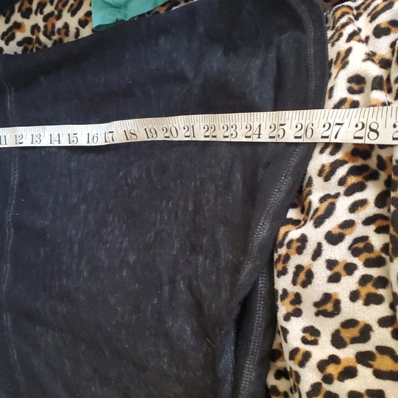 No Boundaries Lightweight Black Hoodie with Pink Drawstrings - Picture 8 of 9